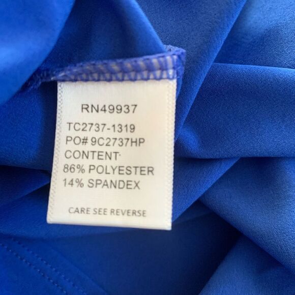 TAIL Aubrielle race back tank with front knot - Picture 3 of 4